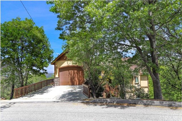 Property Photo: 1503 Grass Valley Road CA 92352