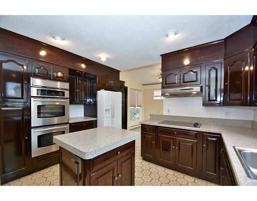 Property Photo: 699 Main Street MA 02472