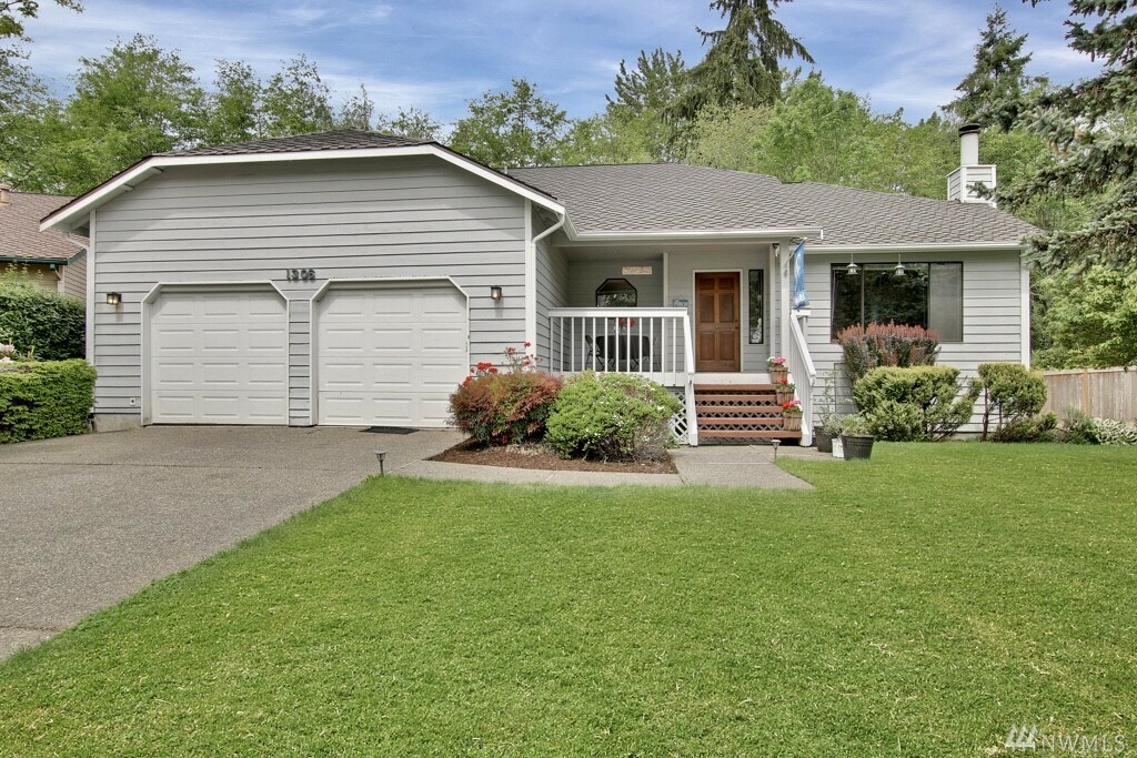 Property Photo:  1306 SW 328th Ct  WA 98023 