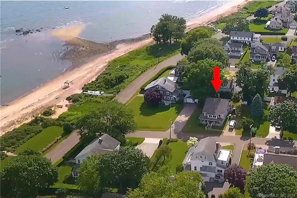 Property Photo: 42 Woodlawn Avenue CT 06443