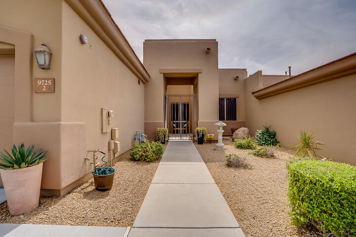 Property Photo:  9725 N Azure Court 2  AZ 85268 