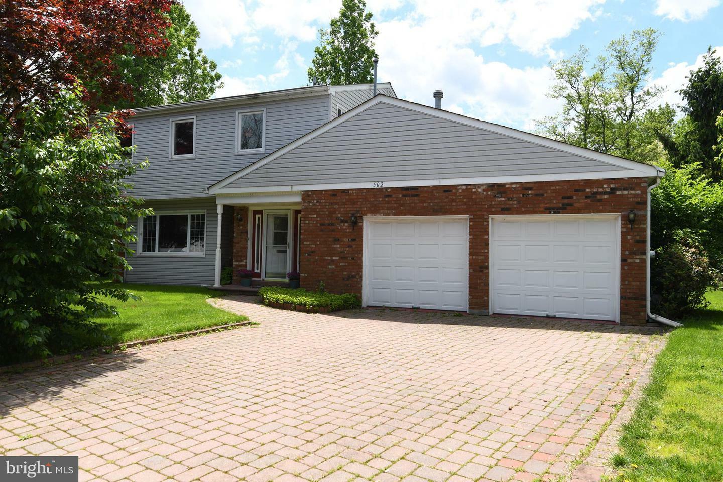 Property Photo:  502 Warwick Circle  PA 19030 