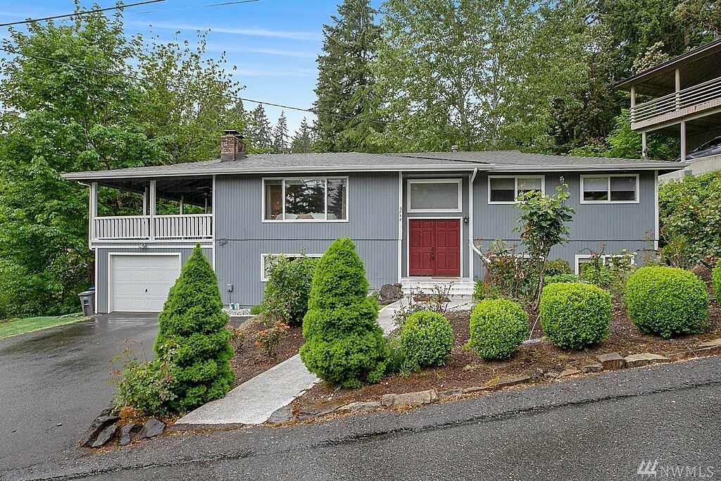 Property Photo:  3243 165th Ave SE  WA 98008 