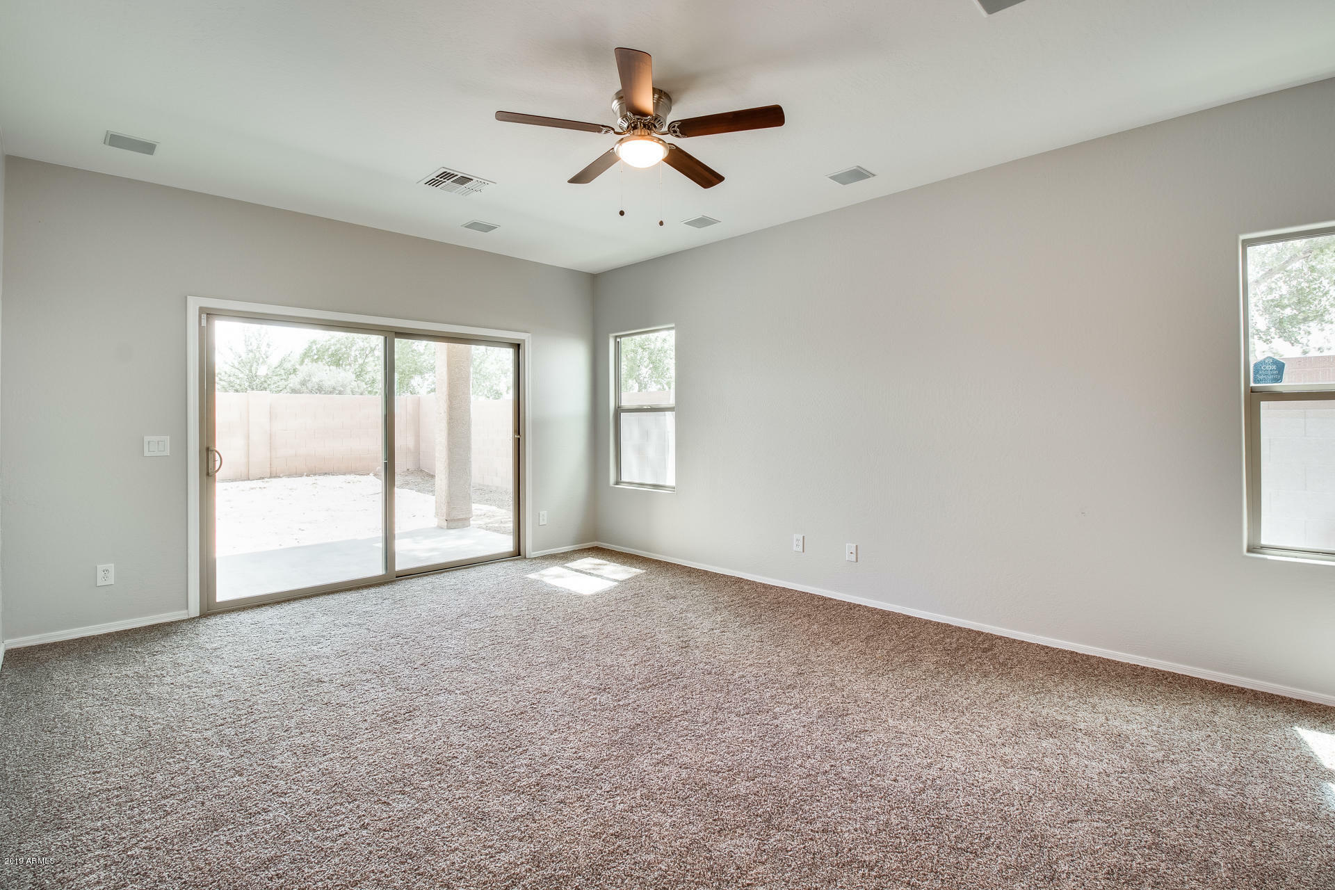 Property Photo: 5847 W Desert Drive AZ 85339