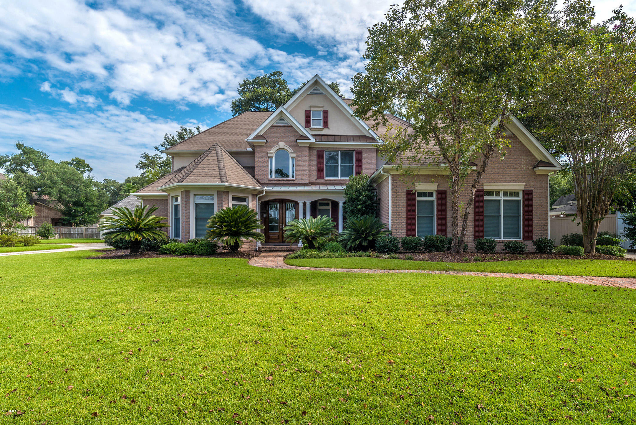 Property Photo: 30 Shoreline Lane MS 39503