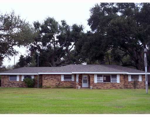 Property Photo:  528 Victory Street  MS 39507 