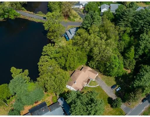 Property Photo:  4 Crescent Beach Drive  CT 06082 