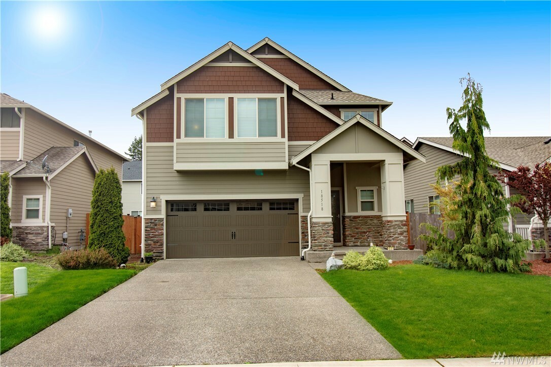 Property Photo: 18518 21st Ave E WA 98387