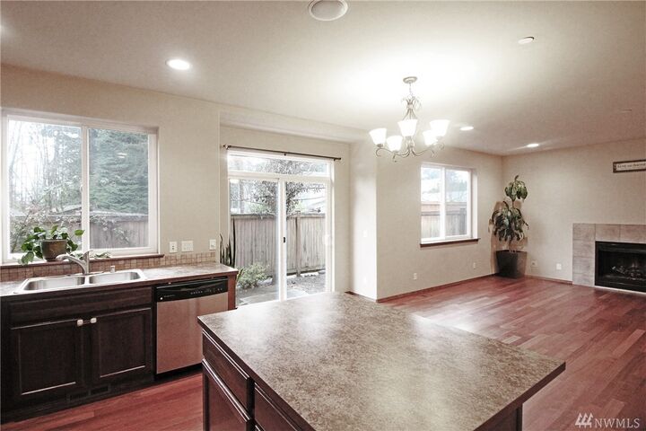 Property Photo:  3526 138th Place SW  WA 98087 