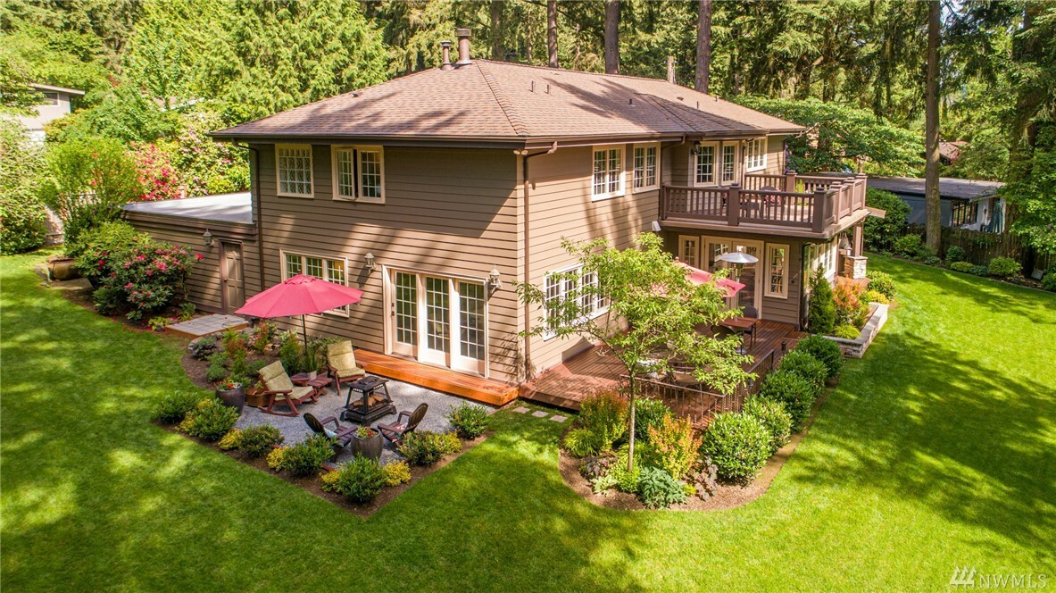 Property Photo:  17569 47th Ave NE  WA 98155 