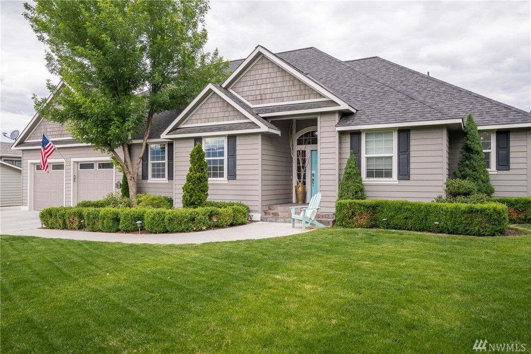 Property Photo:  1018 Jackie Lane  WA 98802 