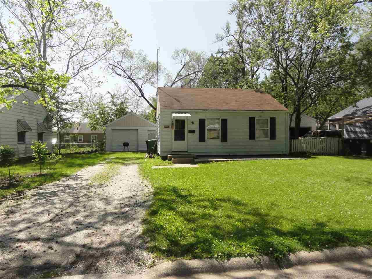 Property Photo:  1629 N Bourland  IL 61604 