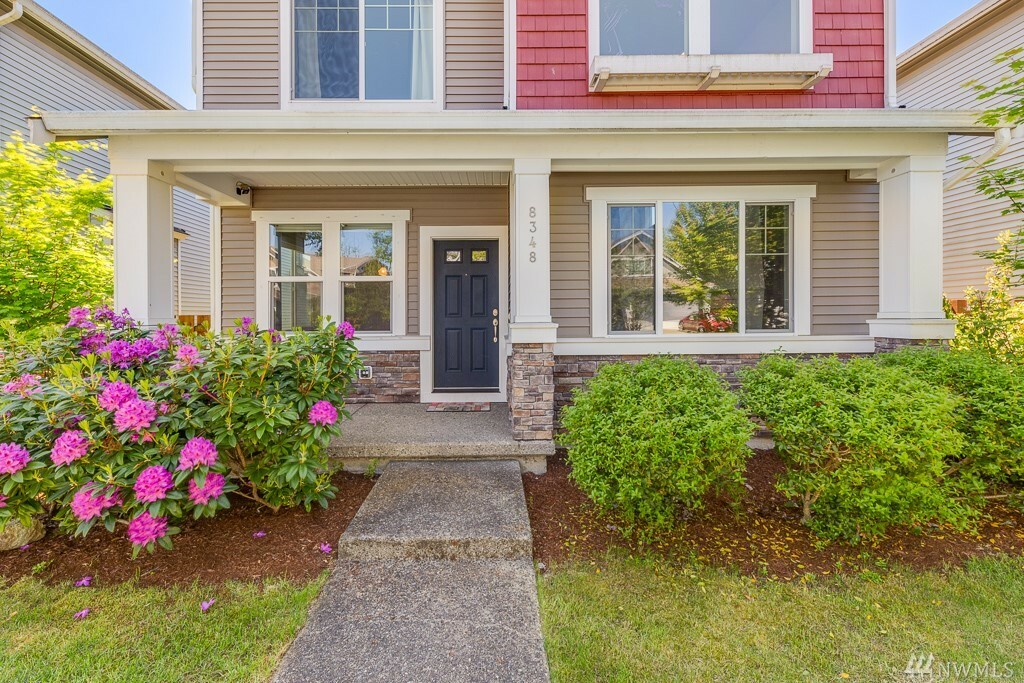 Property Photo: 8348 22nd St NE WA 98258