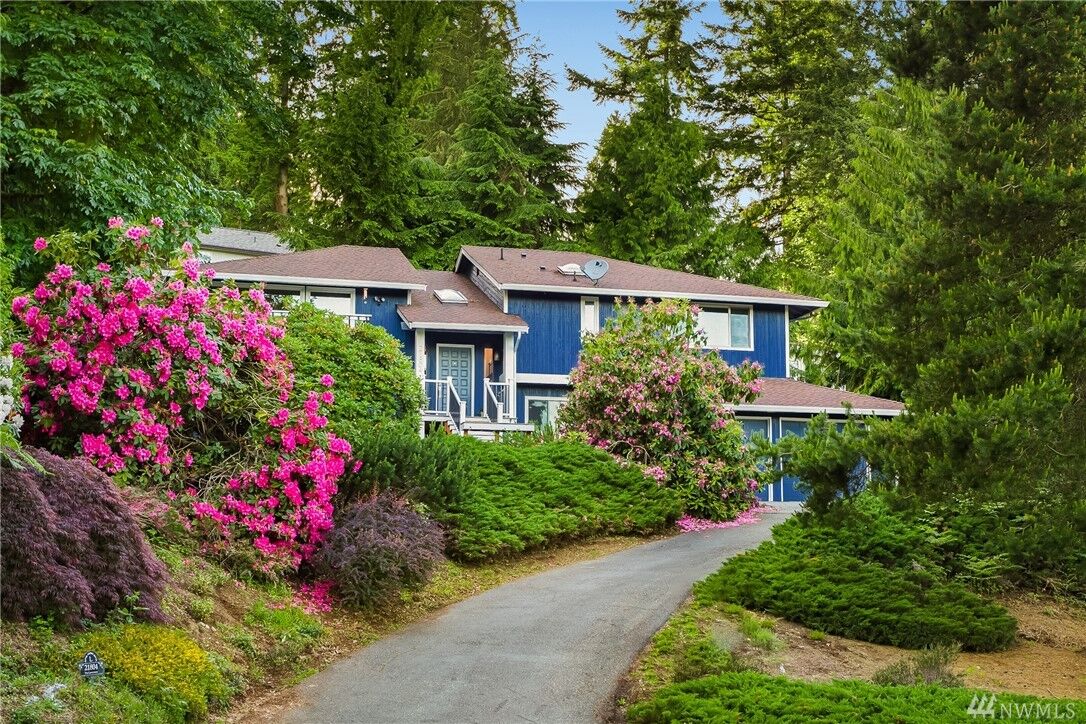 Property Photo:  21804 3rd Dr SE  WA 98021 