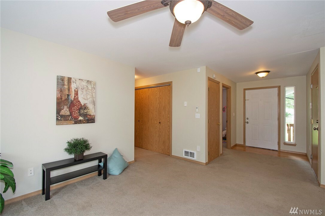 Property Photo: 310 E Timberlake Dr WA 98584