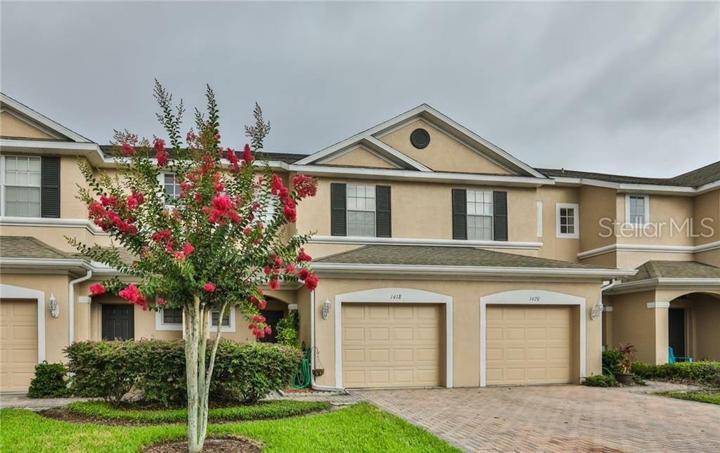 Property Photo:  1418 Summergate Drive  FL 33594 