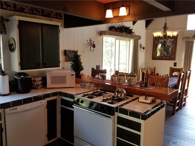 Property Photo: 1070 Grass Valley Road CA 92352