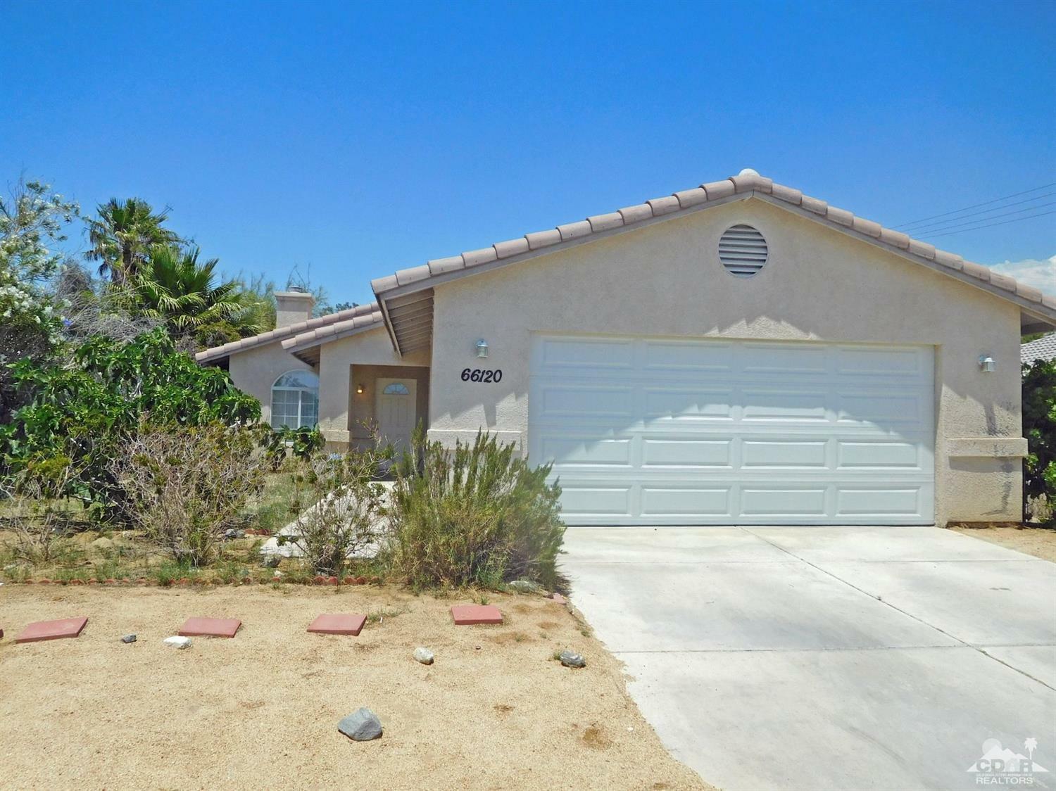 Property Photo: 66120 Hacienda Avenue CA 92240