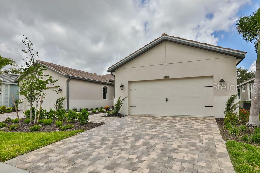 Property Photo:  12030 Tapestry Lane 152  FL 34293 