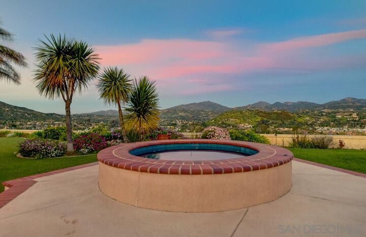 Property Photo:  13969 Pequot Dr  CA 92064 