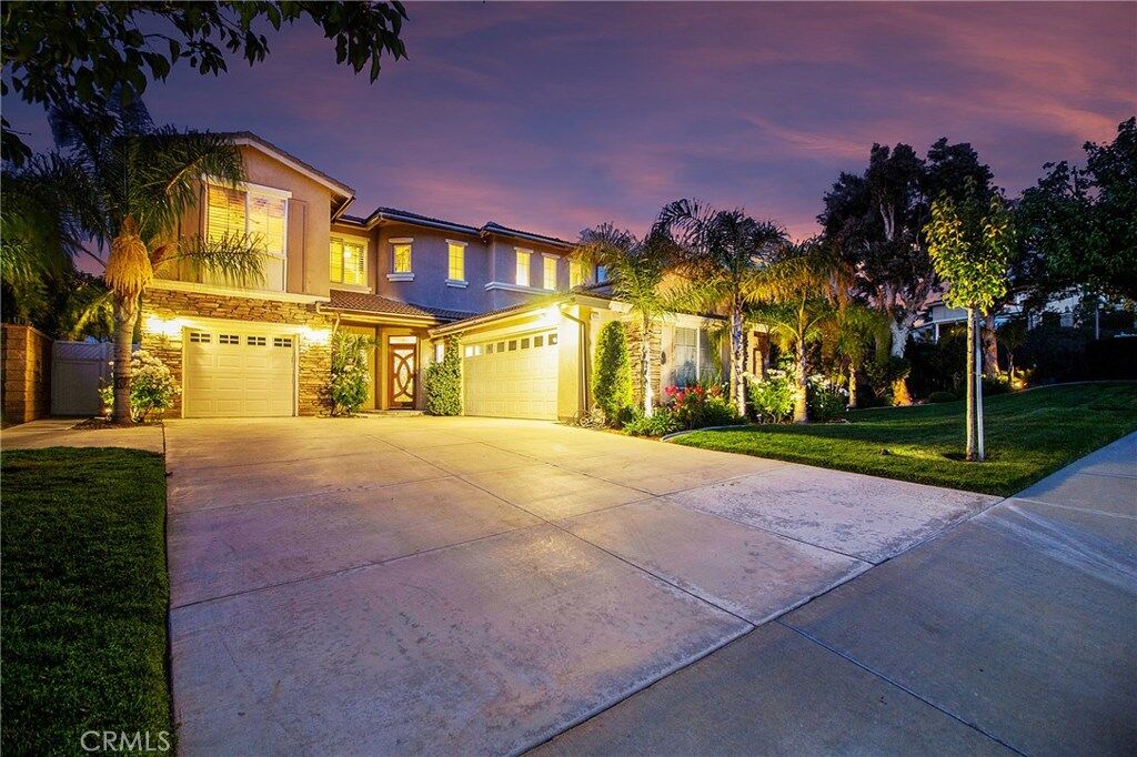 Property Photo:  1655 Calle Del Oro  CA 92882 