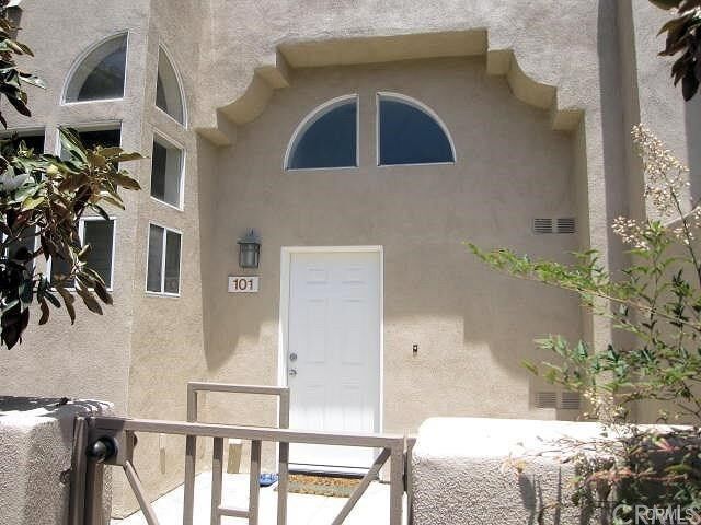 Property Photo: 8314 Atlanta Avenue 101 CA 92646