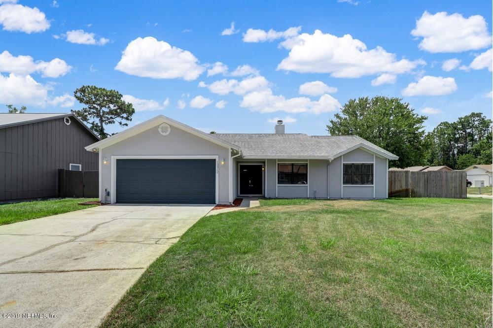 Property Photo: 13212 Currituck Drive N FL 32225
