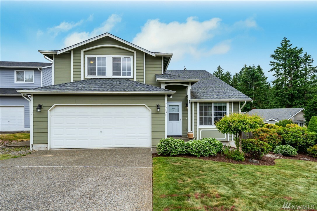 Property Photo: 25857 201st Ave SE WA 98042