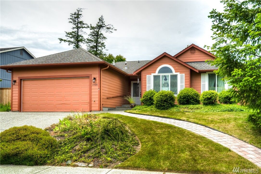 Property Photo: 3508 F Ave WA 98221