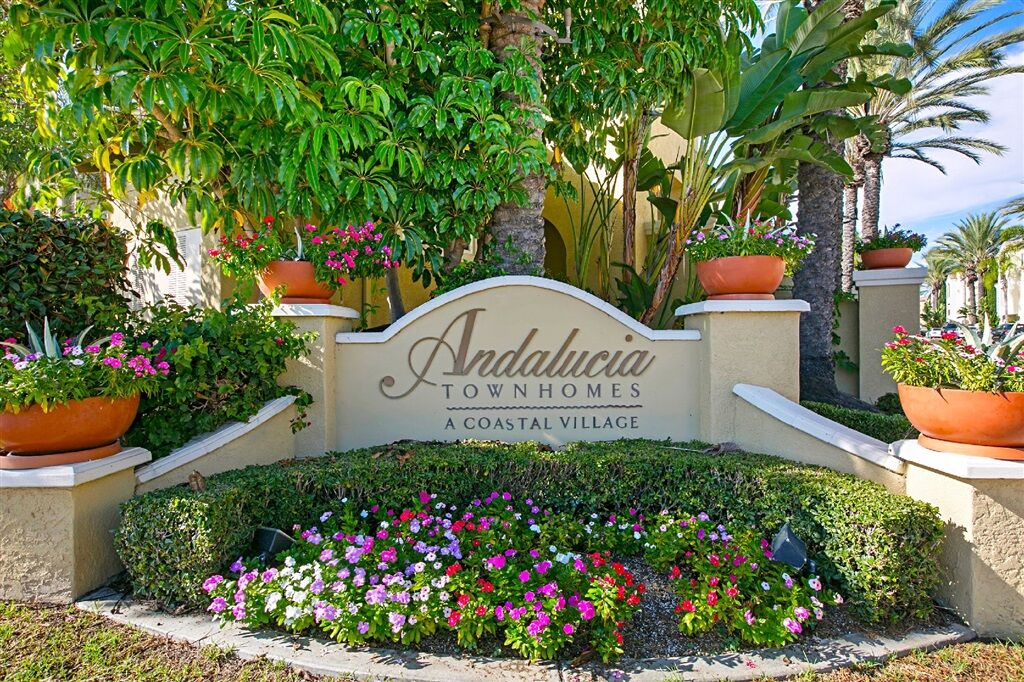 Property Photo:  3764 Mykonos Ln 79  CA 92130 