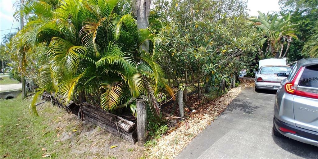 Property Photo:  6321 S Macdill Avenue  FL 33611 