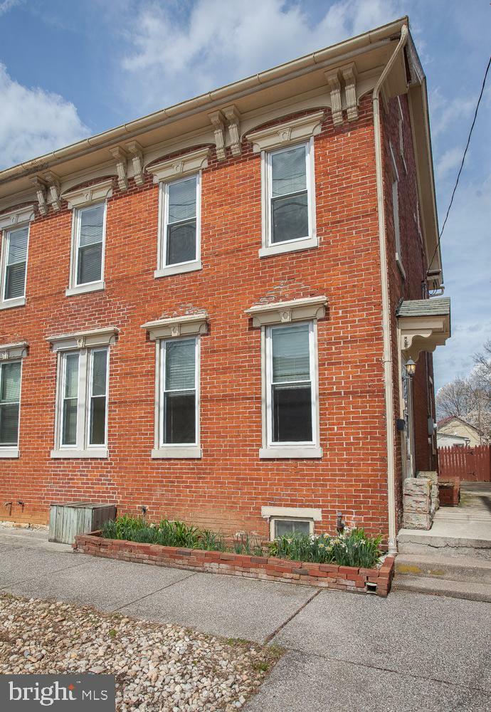 Property Photo:  9 W Main Street  PA 17011 