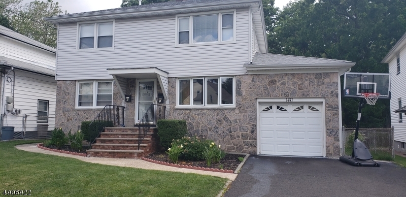 Property Photo:  1471 Gregory Ave  NJ 07083 