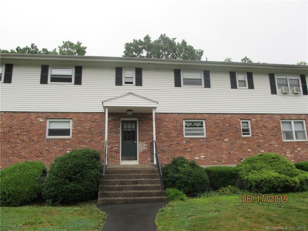 Property Photo: 500 Oak Avenue 21 CT 06410