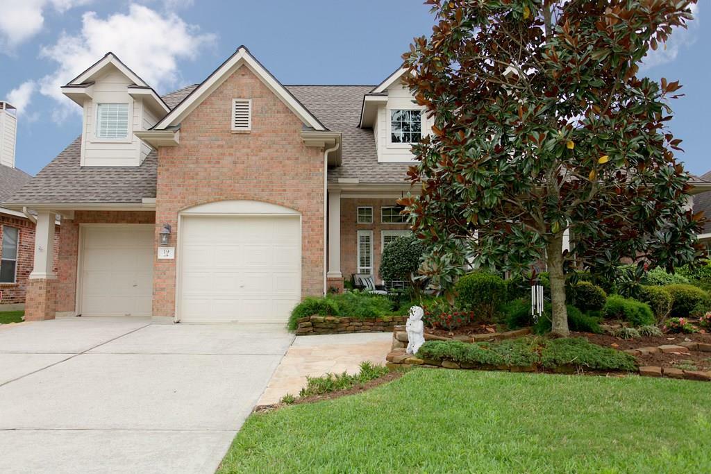 Property Photo: 19 Rowan Tree Place TX 77384