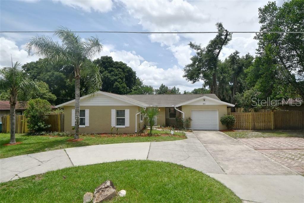 Property Photo:  360 E Lake Avenue  FL 32750 