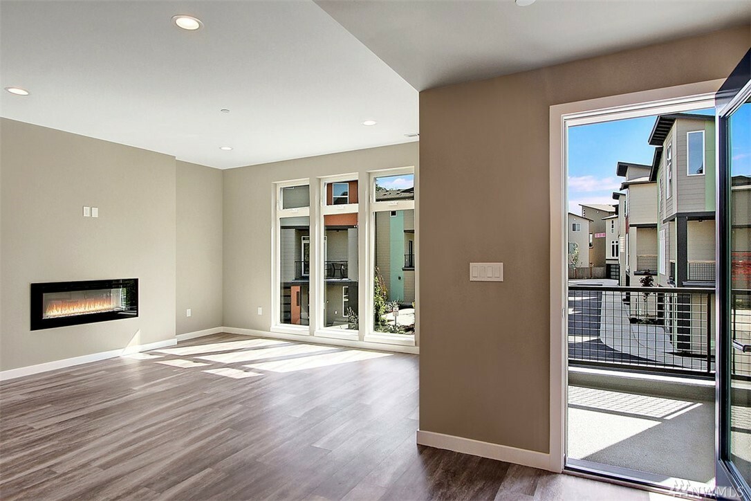 Property Photo: 15010 12th Place W 20 WA 98087