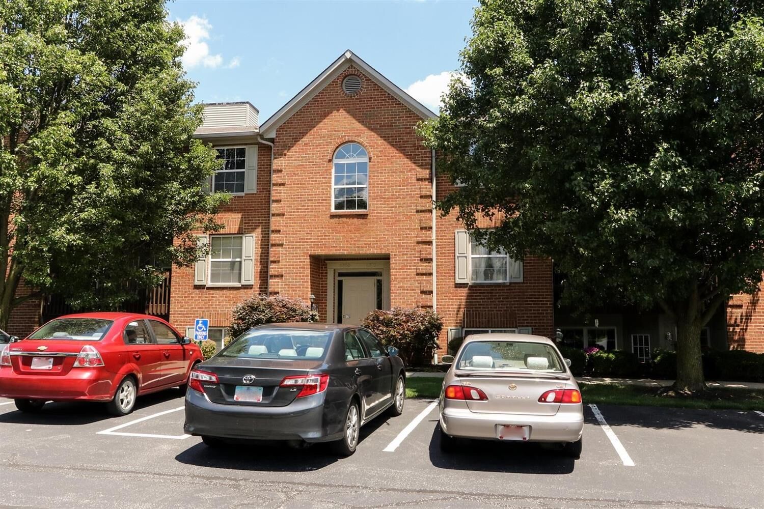 Property Photo: 6368 Chimney Court OH 45040