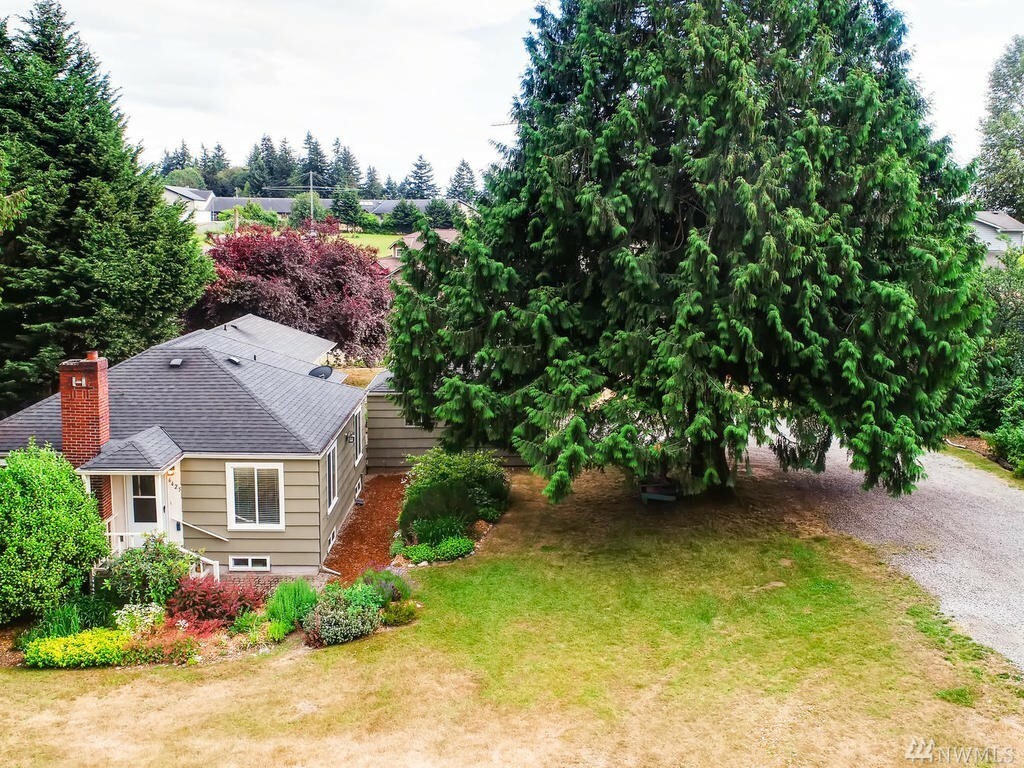 Property Photo:  6425 S 120th St  WA 98178 