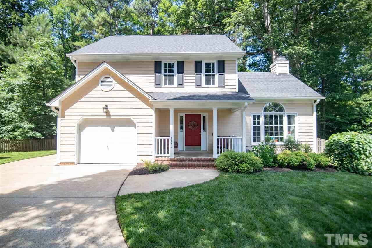 Property Photo: 5525 Banwell Place NC 27613