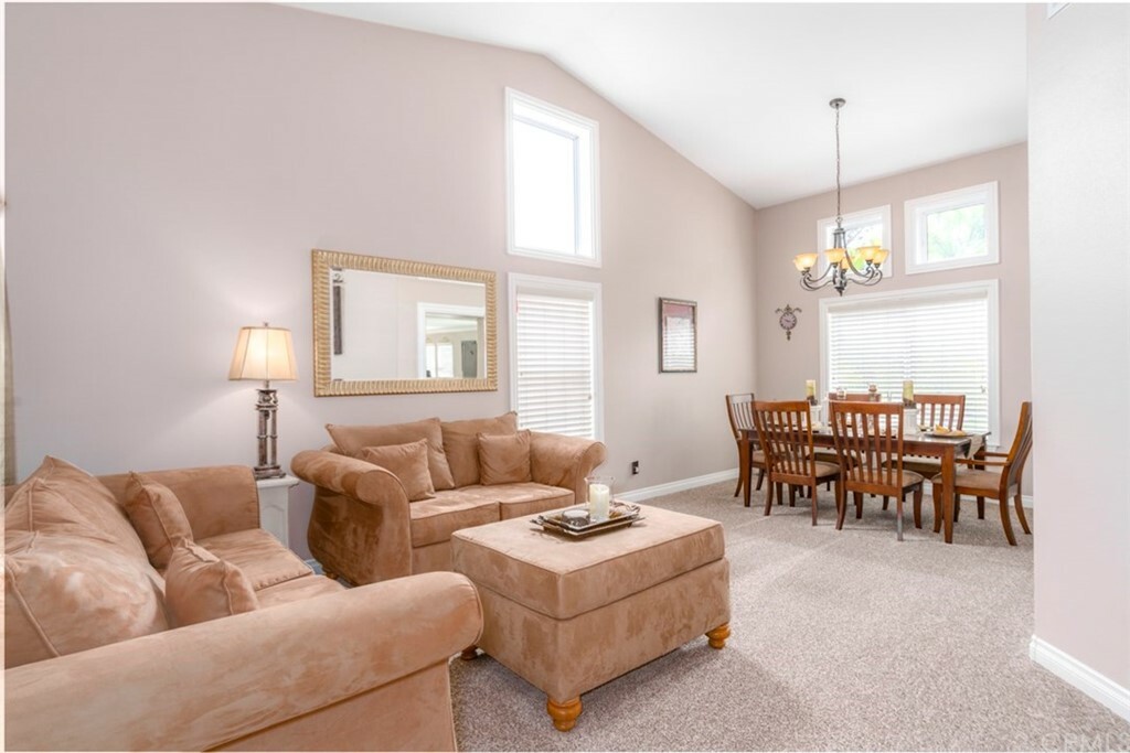 Property Photo: 1018 S Hanlon Way CA 92808