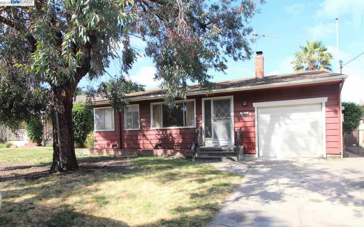 Property Photo: 22032 Cameron St CA 94546