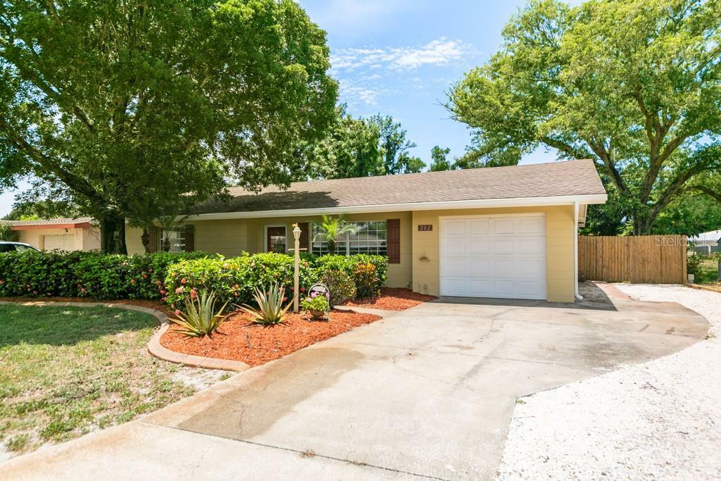 Property Photo:  202 57th Street W  FL 34209 