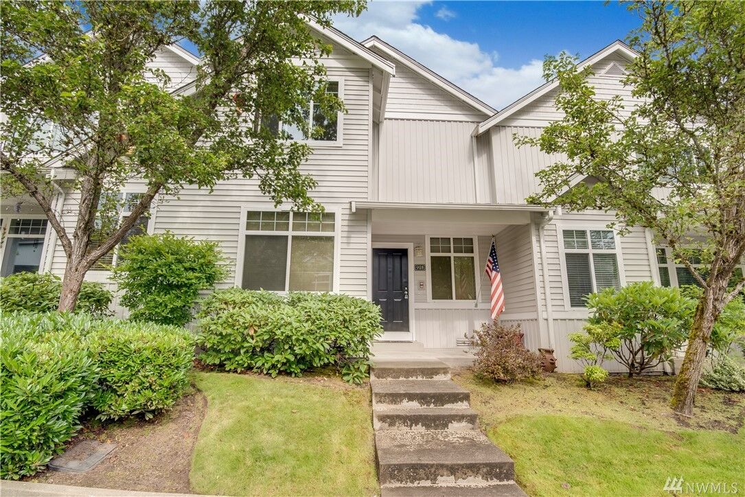 Property Photo: 928 232nd Place NE WA 98074