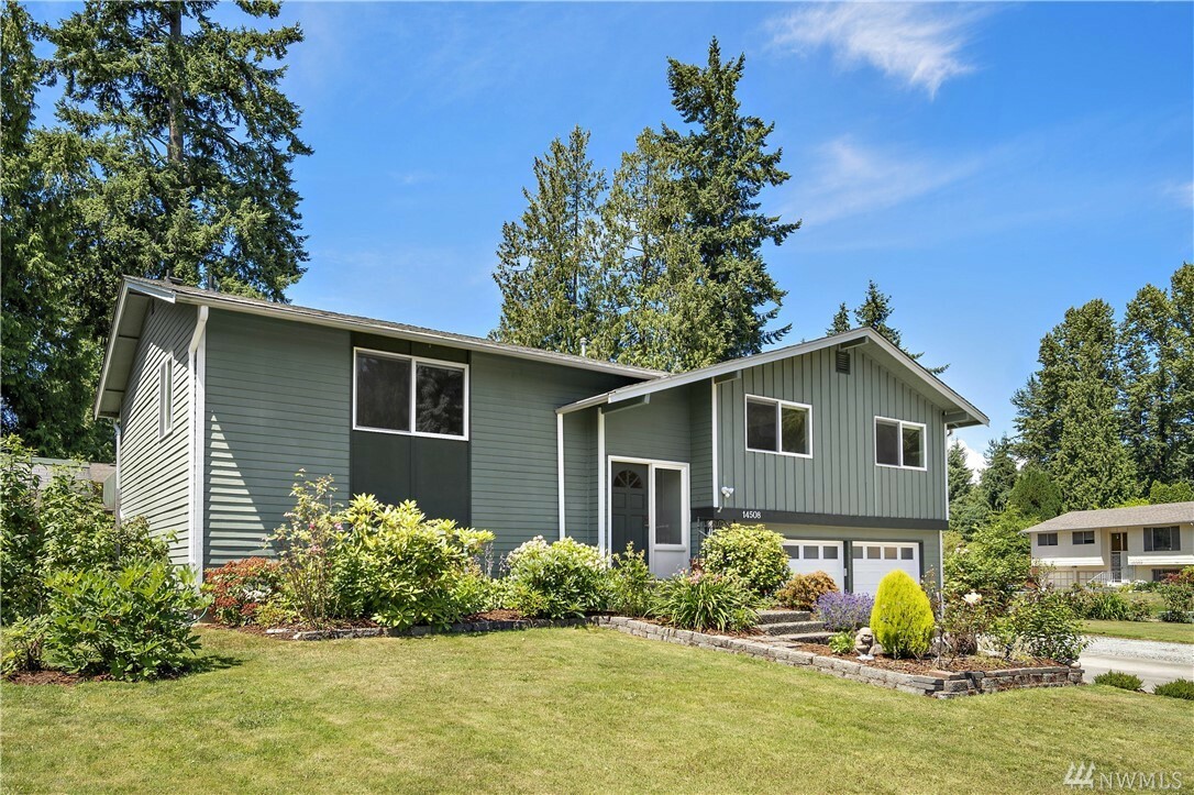 Property Photo:  14508 54th W  WA 98026 