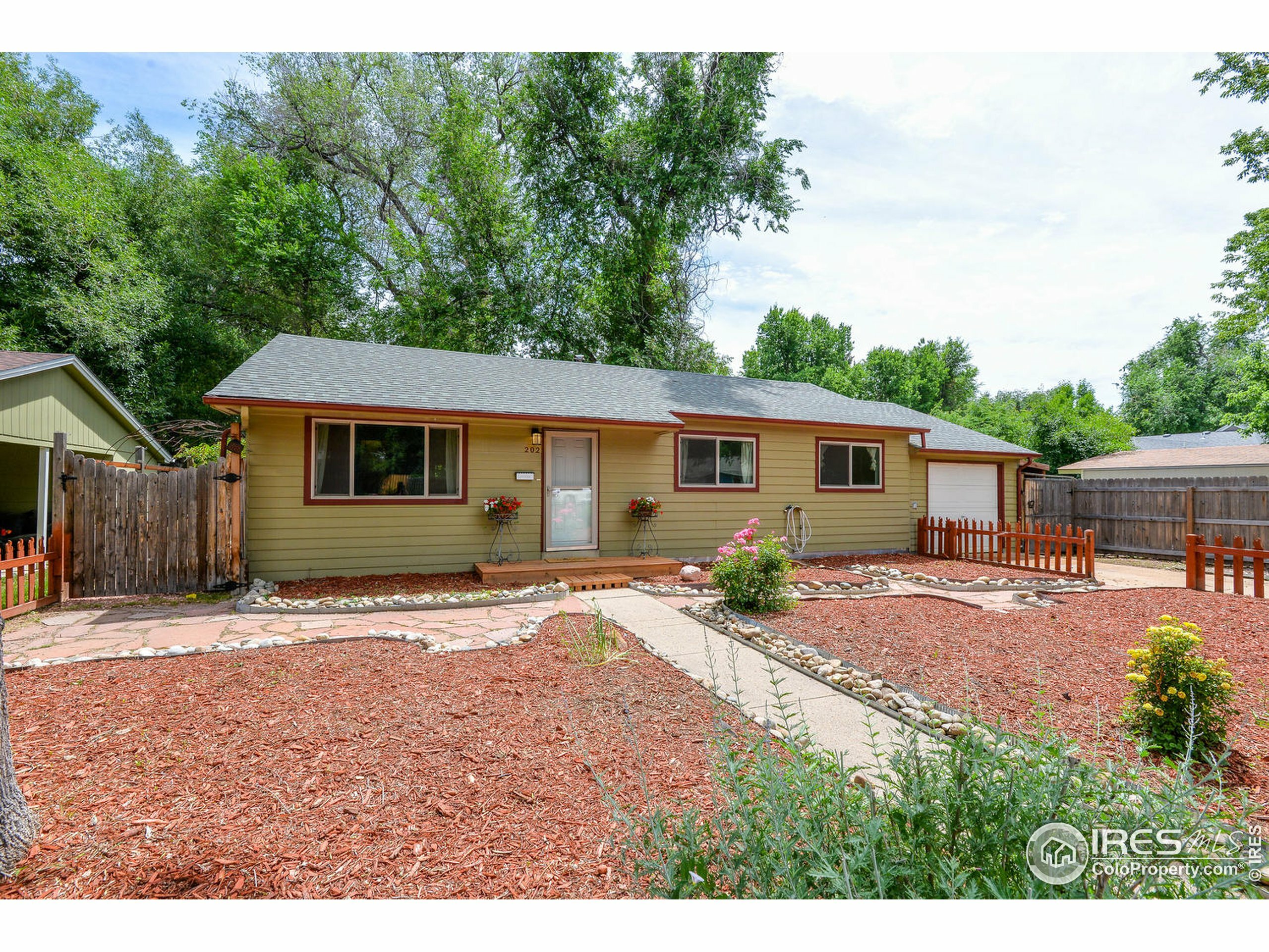 Property Photo:  202 Columbine Ct  CO 80521 