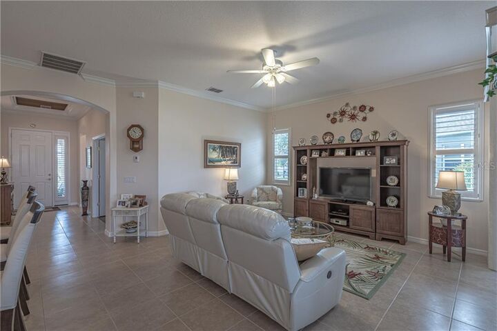 Property Photo: 1853 Knights Bridge Trail FL 33980