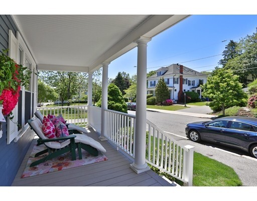 Property Photo:  4 Larchmont Rd  MA 01970 