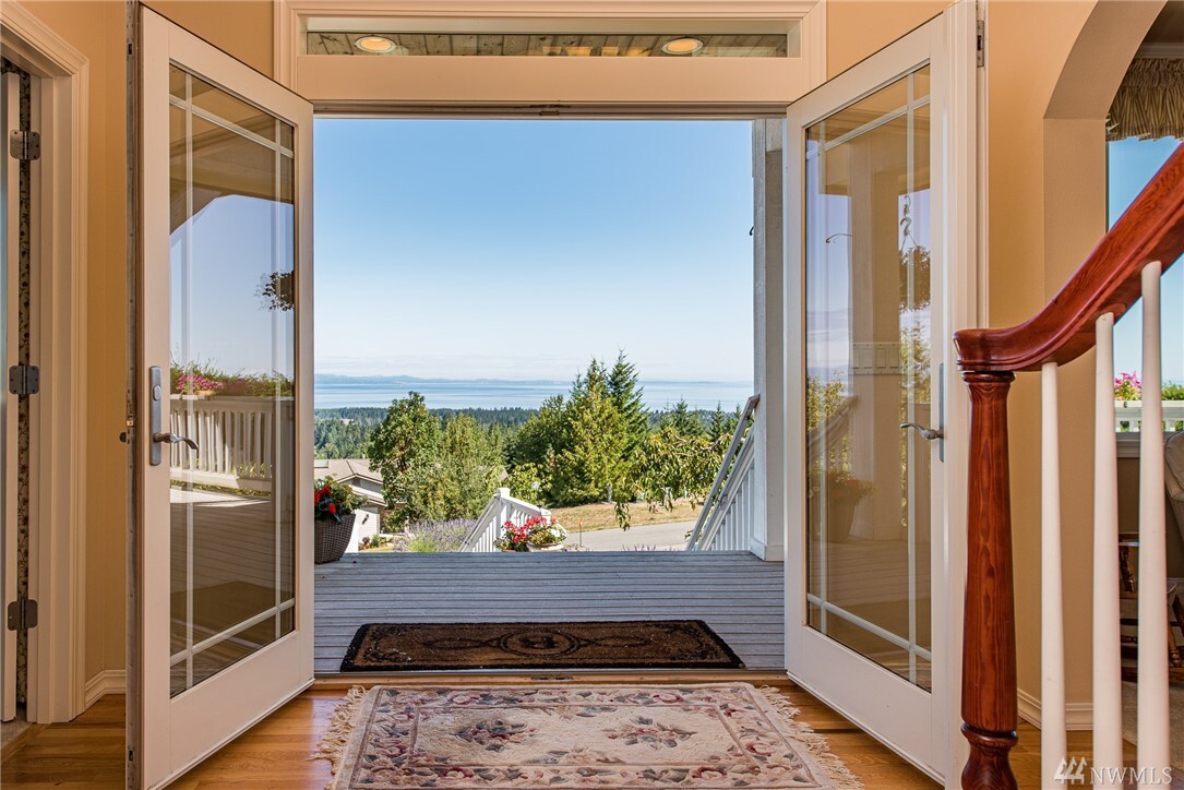 Property Photo: 562 Sunset Heights Dr WA 98363