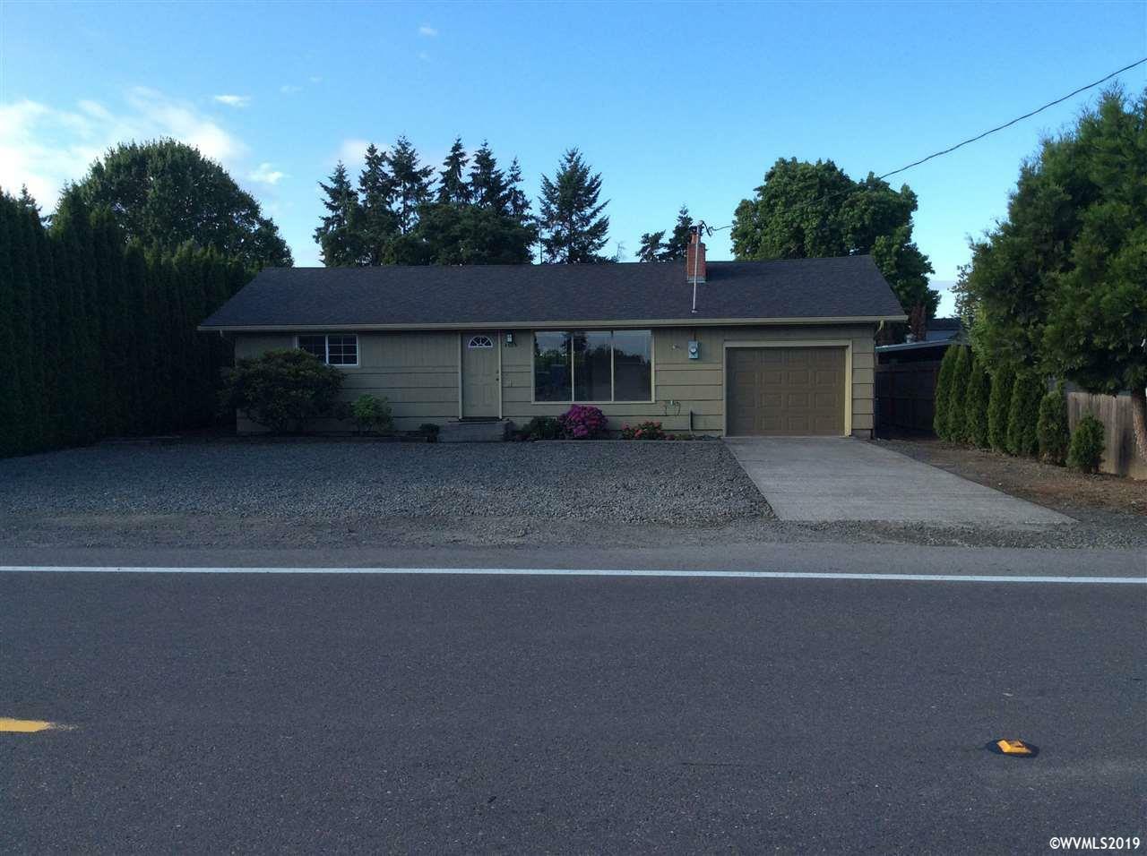 Property Photo: 4686 Auburn Rd NE OR 97301